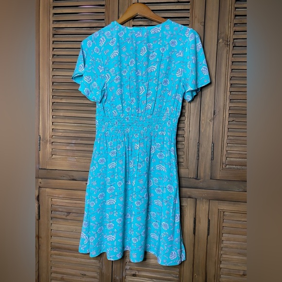 Loft Turquoise Floral V-Neck,flutter sleeve,pockets,airy&flowy, COMFY-size 6 - Picture 5 of 11
